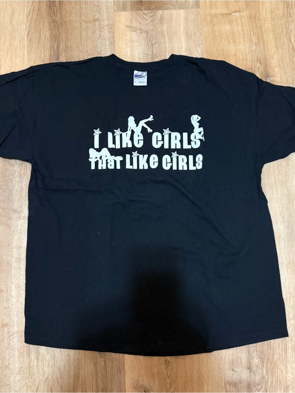 I Like Girls That Like Girls Black Short Sleeve Tee with White Graphic Men’s XL